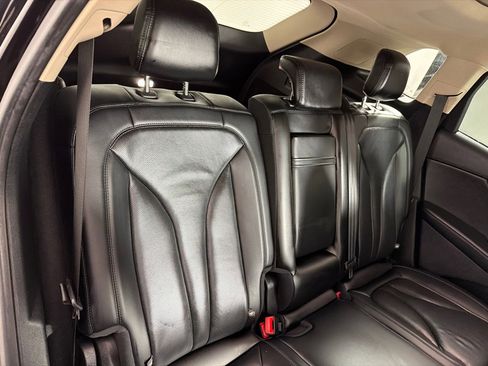 Used 2021 Lincoln Nautilus Reserve w/ Equipment Group 202A image 24