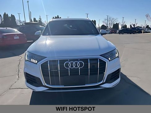 Used 2023 Audi Q7 3.0T Premium w/ Convenience Package image 8