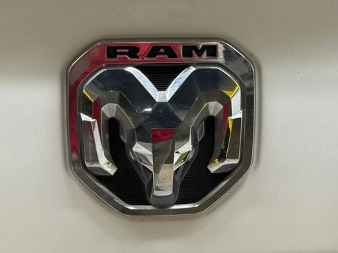 Used 2019 RAM 2500 Big Horn AWD/4WD image 14