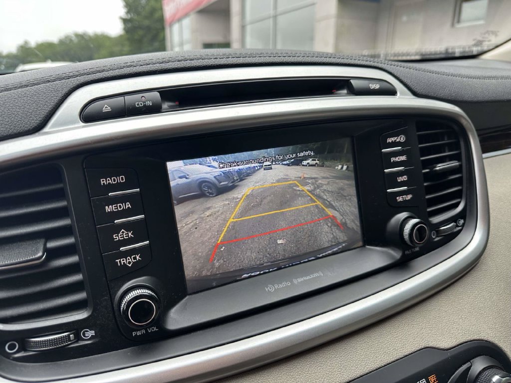 Used 2018 Kia Sorento AWD image 21