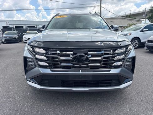 Used 2025 Hyundai Tucson Limited FWD image 8