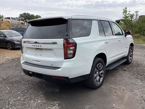 Used 2021 Chevrolet Tahoe LT w/ LT Signature Package RWD image 3