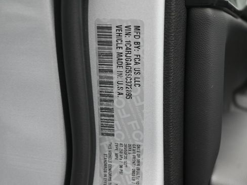 New 2025 Jeep Grand Cherokee Laredo image 20