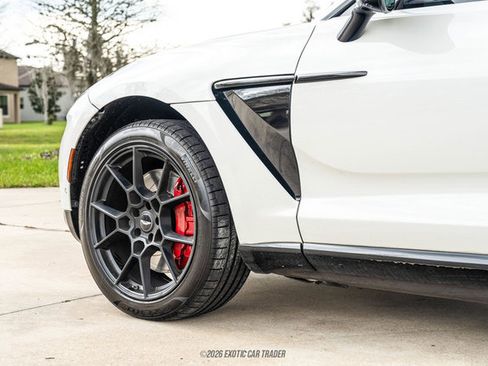 Used 2021 Aston Martin DBX image 69