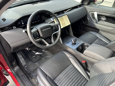 Certified 2024 Land Rover Discovery Sport S image 21