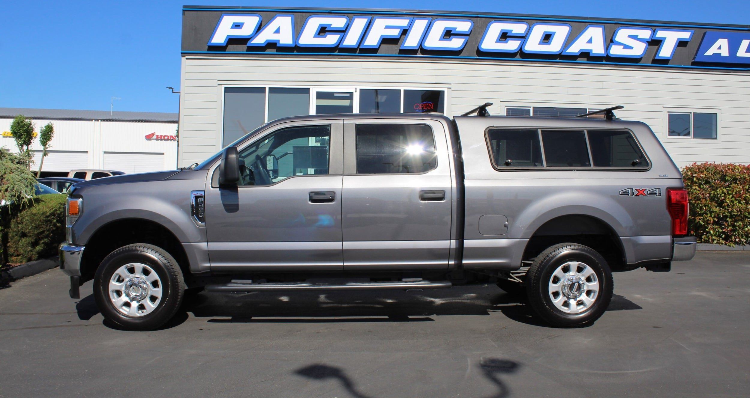 Used 2021 Ford F350 XL w/ Power Equipment Group AWD/4WD image 3
