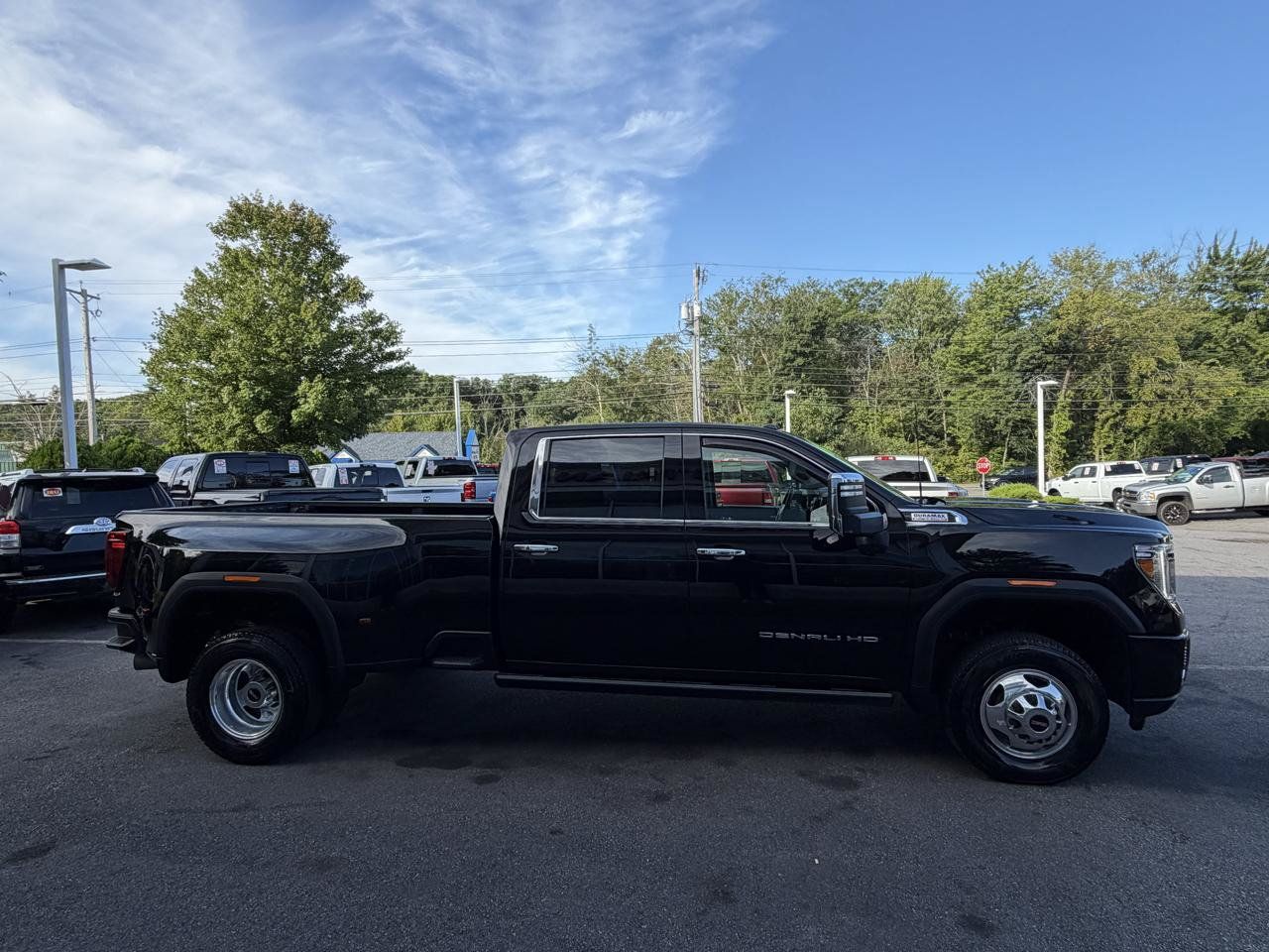 Used 2021 GMC Sierra 3500 Denali w/ Denali Ultimate Package AWD/4WD image 6