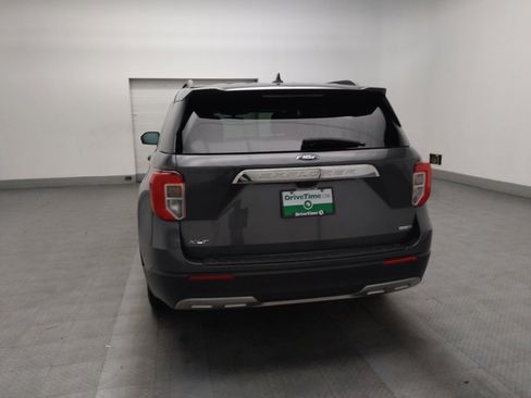 Used 2020 Ford Explorer XLT w/ Equipment Group 202A image 6