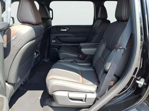 New 2026 Nissan Armada SL w/ Captain's Chari Seat Package image 16