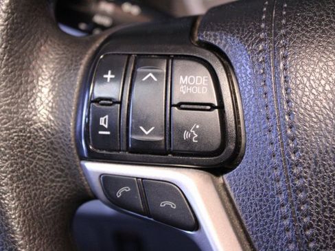 Used 2019 Toyota Sienna LE image 23