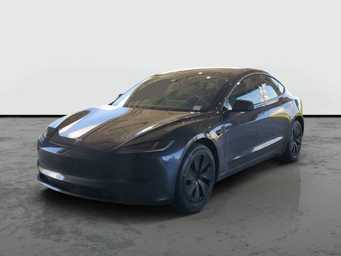 Used 2025 Tesla Model 3 Long Range RWD image 4