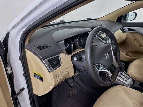 Used 2012 Hyundai Elantra GLS w/ Preferred Pkg 3 image 9