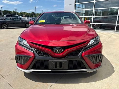 Used 2023 Toyota Camry XSE FWD image 2