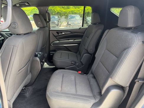 Used 2025 Chevrolet Traverse LT w/ Enhanced Driving Package FWD image 26