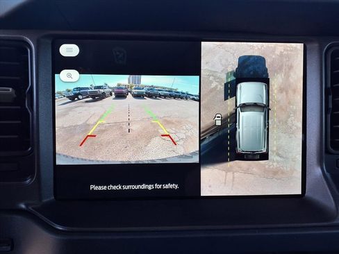 New 2025 Ford Bronco Badlands image 9