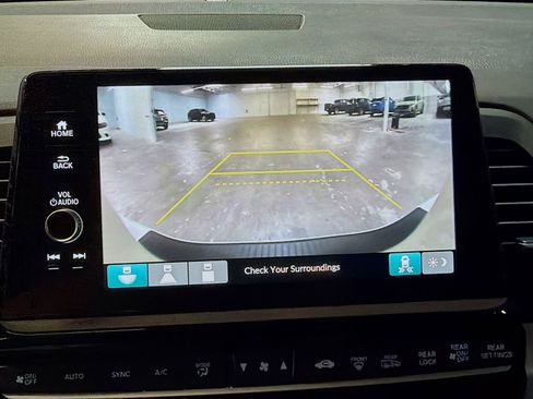 Used 2025 Honda Odyssey EX-L image 14