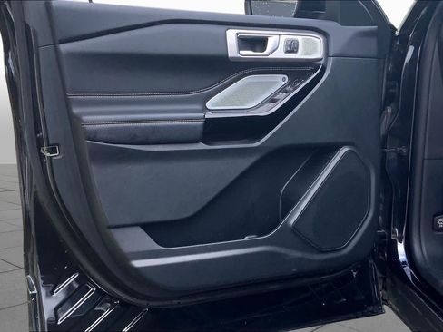 Used 2023 Ford Explorer ST w/ Equipment Group 401A AWD/4WD image 22