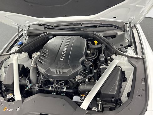 New 2025 Genesis G70 3.3T Advanced w/ Sport Prestige Package image 32