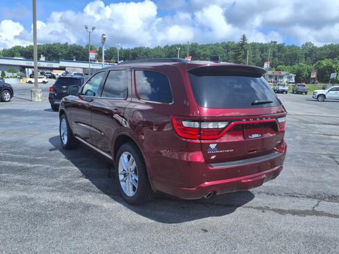 Used 2023 Dodge Durango GT image 3