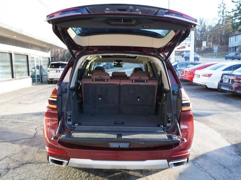 Used 2025 BMW X7 xDrive40i w/ Executive Package image 54