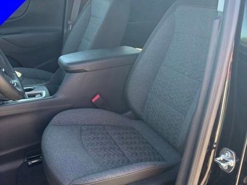 Used 2024 Chevrolet Equinox LT w/ LPO, Floor Liner Package FWD image 12