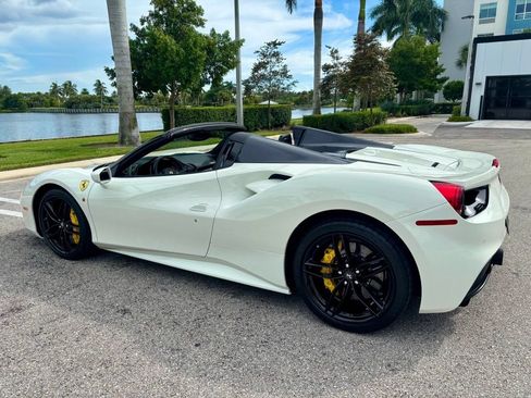 Used 2017 Ferrari 488 Spider RWD image 11