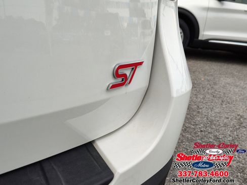 New 2025 Ford Explorer ST RWD image 4
