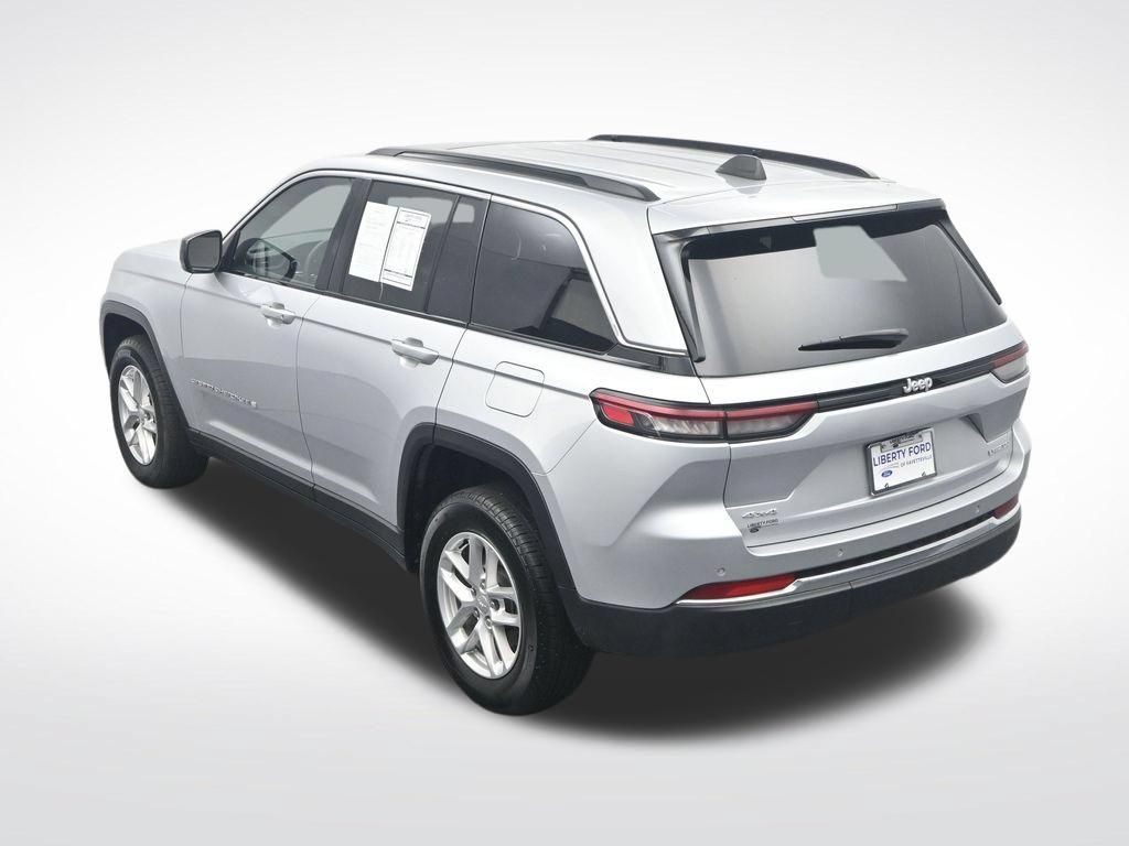 Used 2025 Jeep Grand Cherokee Laredo X AWD/4WD image 36
