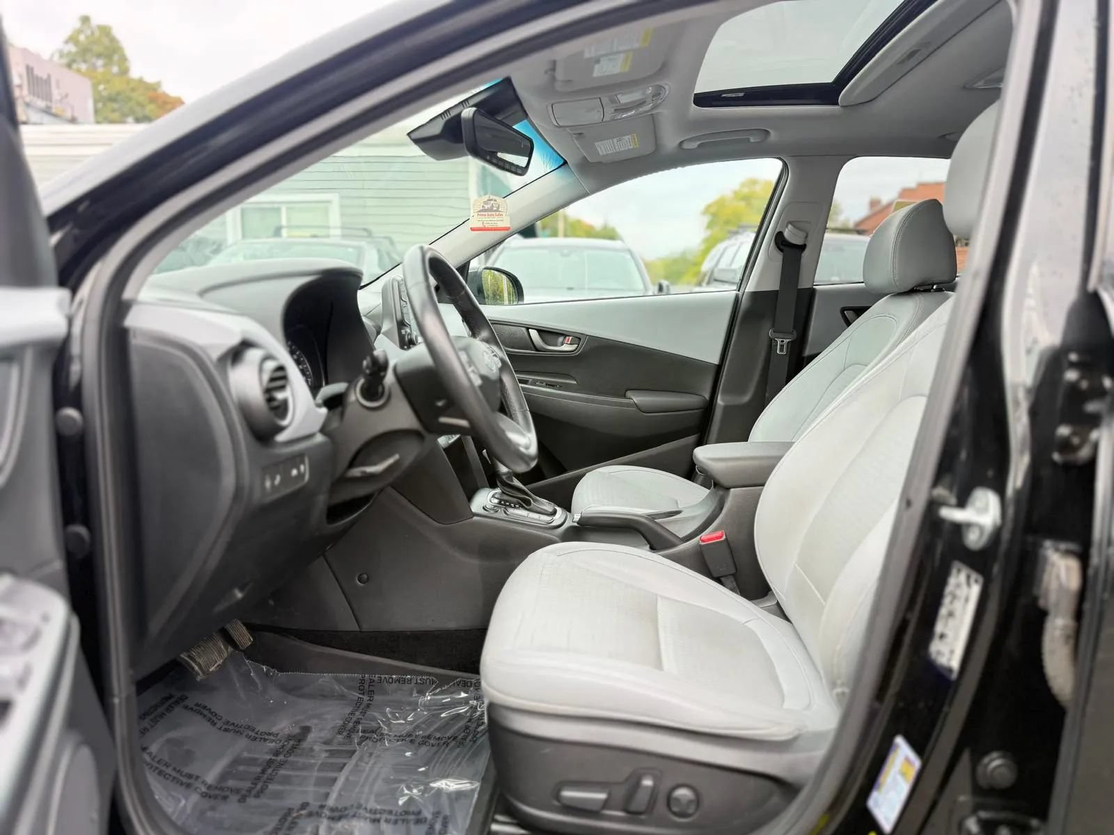 Used 2019 Hyundai Kona Limited AWD/4WD image 9