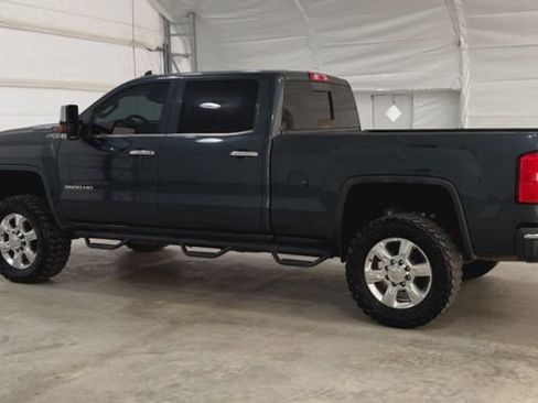 Used 2018 GMC Sierra 2500 SLT w/ Duramax Plus Package image 6