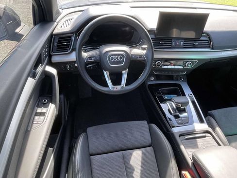 Used 2024 Audi Q5 e Prestige AWD/4WD image 13