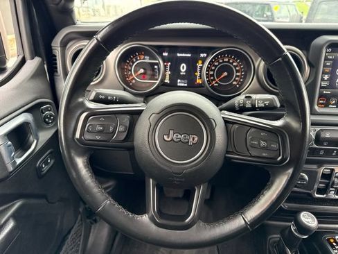 Used 2022 Jeep Wrangler Unlimited Sport AWD/4WD image 18