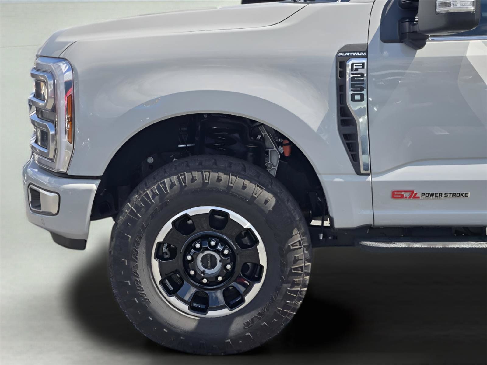 Used 2026 Ford F250 Platinum w/ Platinum Plus Package AWD/4WD image 9