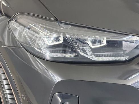 Used 2024 BMW X3 sDrive30i w/ Premium Package RWD image 12