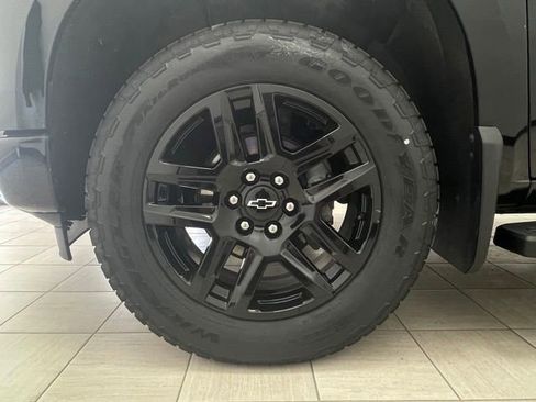 Certified 2024 Chevrolet Silverado 1500 RST w/ Convenience Package II AWD/4WD image 9