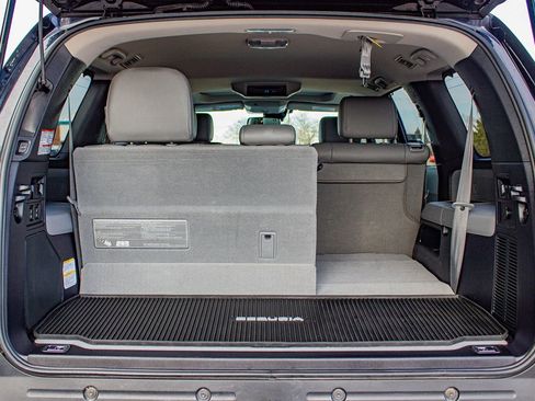 Used 2019 Toyota Sequoia Platinum image 18