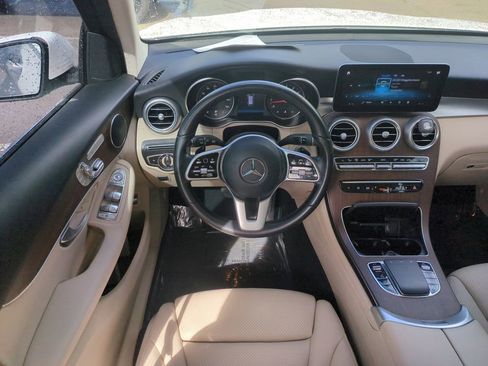 Used 2022 Mercedes-Benz GLC 300 4MATIC image 18