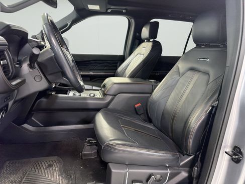Used 2023 Ford Expedition Max Platinum AWD/4WD image 9