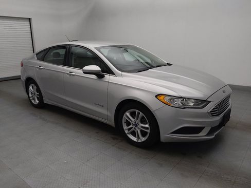 Used 2018 Ford Fusion S image 11