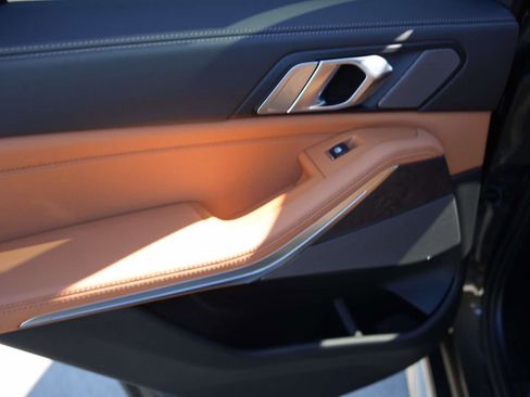 New 2026 BMW X5 xDrive50e w/ M Sport Package image 9