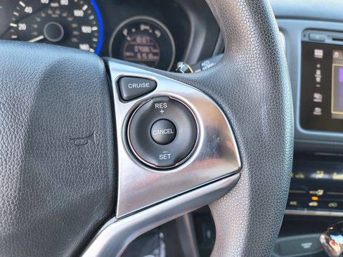 Used 2016 Honda HR-V EX image 33