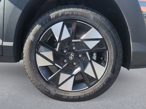 Used 2024 Hyundai Kona SEL AWD/4WD image 13