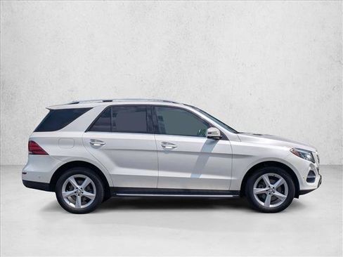 Used 2016 Mercedes-Benz GLE 350 4MATIC image 4