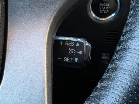 Used 2010 Toyota 4Runner Limited image 21