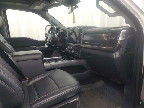 Used 2024 Ford F350 Lariat w/ Lariat Ultimate Package AWD/4WD image 8