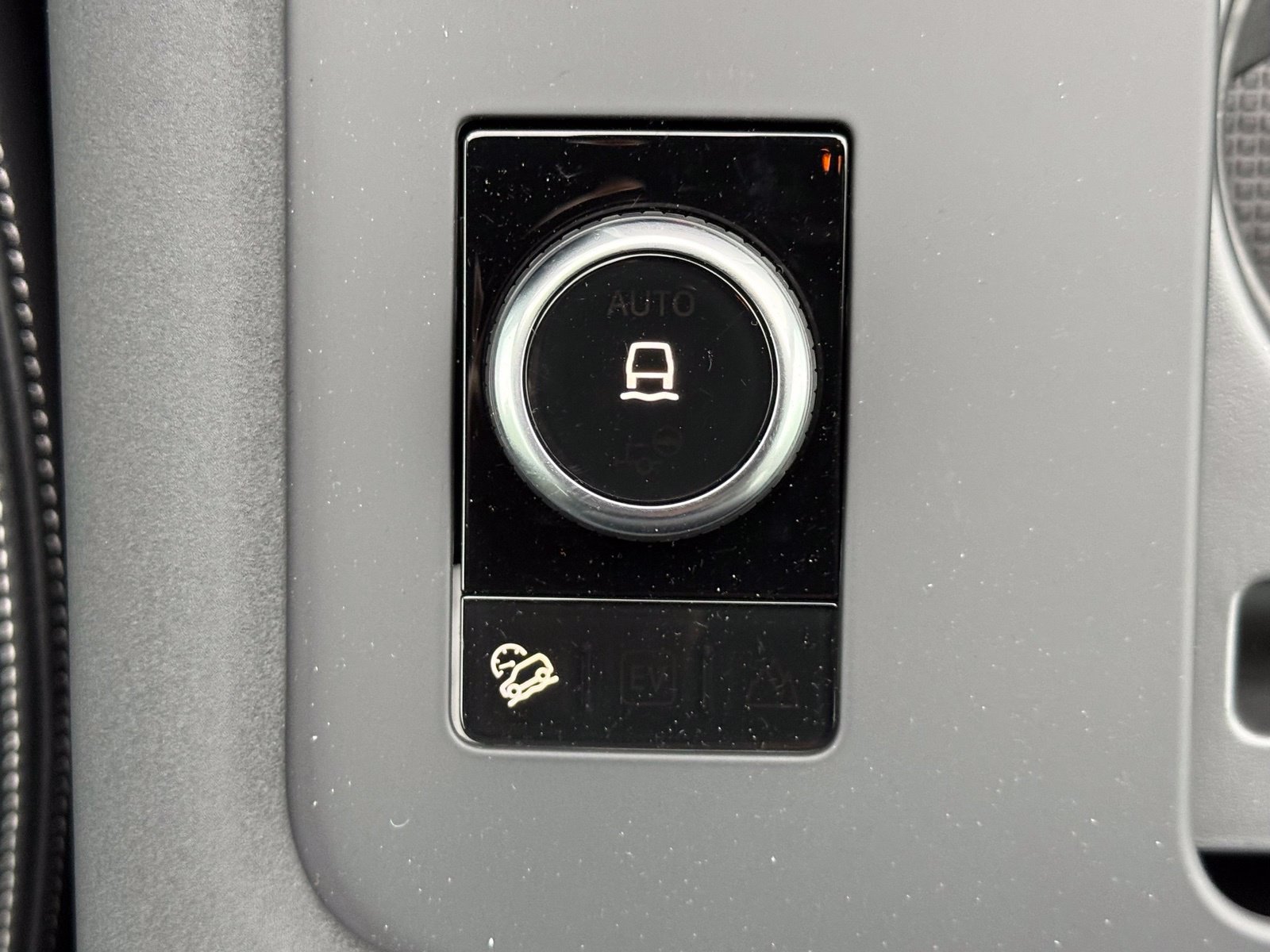 New 2026 Land Rover Discovery S AWD/4WD image 33