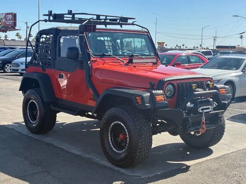 Used 2006 Jeep Wrangler Sport w/ 30" Tire & Wheel Group AWD/4WD image 12