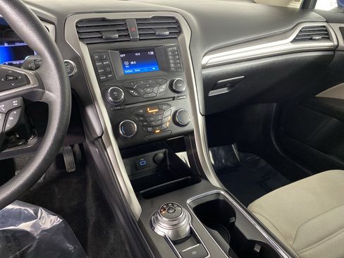 Used 2018 Ford Fusion S image 26