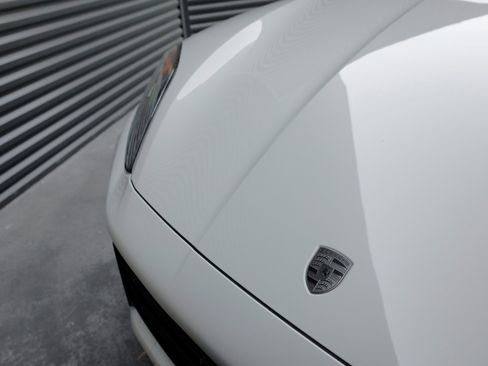 New 2025 Porsche Cayenne Turbo image 41