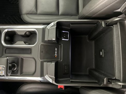 Used 2025 Chevrolet Silverado 1500 LT Trail Boss w/ Convenience Package II AWD/4WD image 15